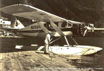 Bates Bellanca SkyRocket“1930 - 1936 CH-300 Pacemaker/Navy-Marine RE-3”